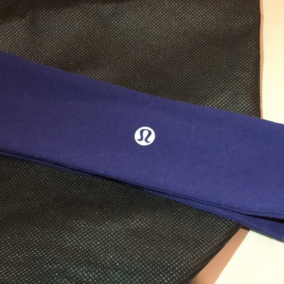 Lululemon Bundle - Picture 3 of 5